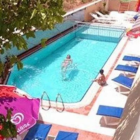 Hotel Maris