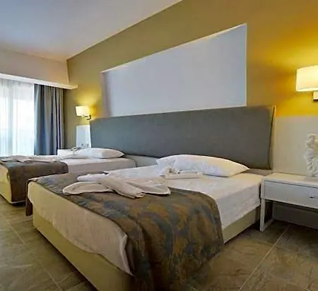 Maris Hotel 3*