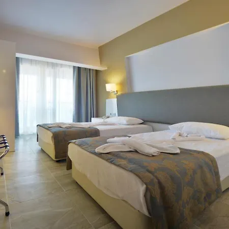 马里斯海滩酒店 酒店 马尔马里斯